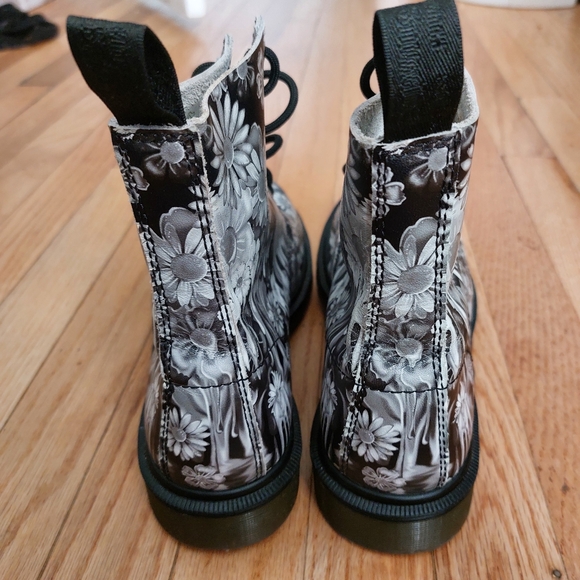 Dr. Martens Pascal Slime Floral Very EUC Size 9 Women's - Picture 8 of 13